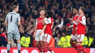 被誉为足坛 被誉为足坛